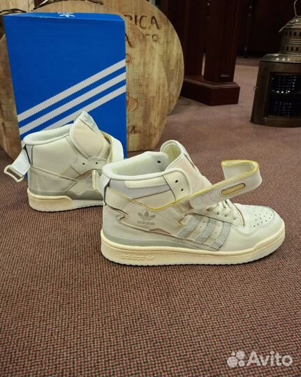 Кроссовки мужские кожаные Adidas 44 размер 45 новы