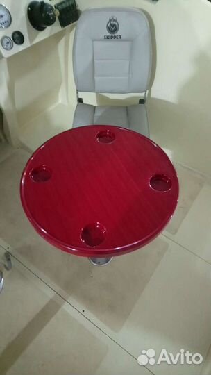 Столик для катера