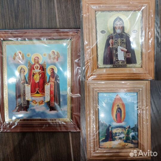 Иконы новые из Почаевской лавры