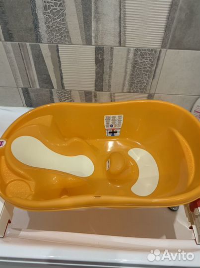 Детская ванночка для купания с подставкой OK Baby