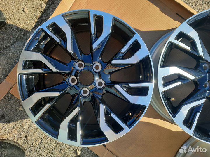 Оригинальные новые диски Mitsubishi Outlander R18
