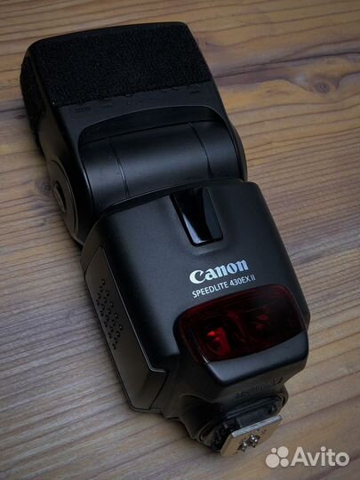 Вспышка Canon Speedlite 430EX II