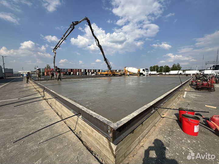 Бетонная стяжка с топпингом