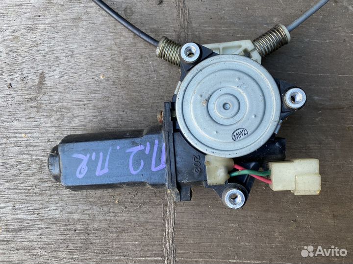 Стеклоподъемник передний правый Pajero 2