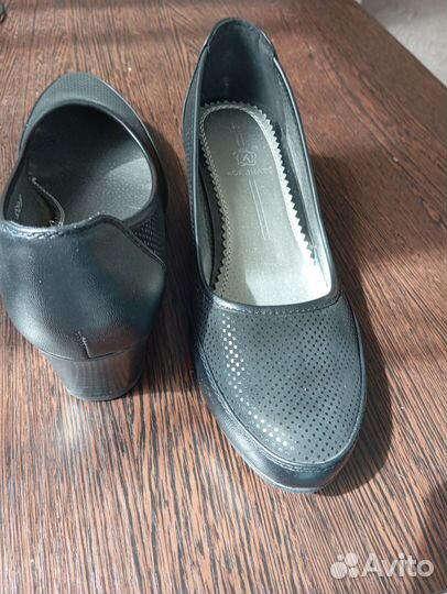 Туфли женские 39 размер черные