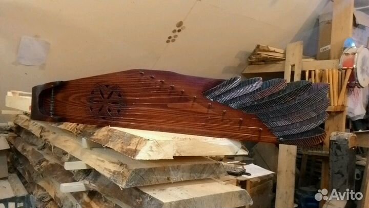 Гусли крыловидные 