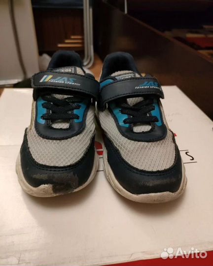 Кроссовки детские