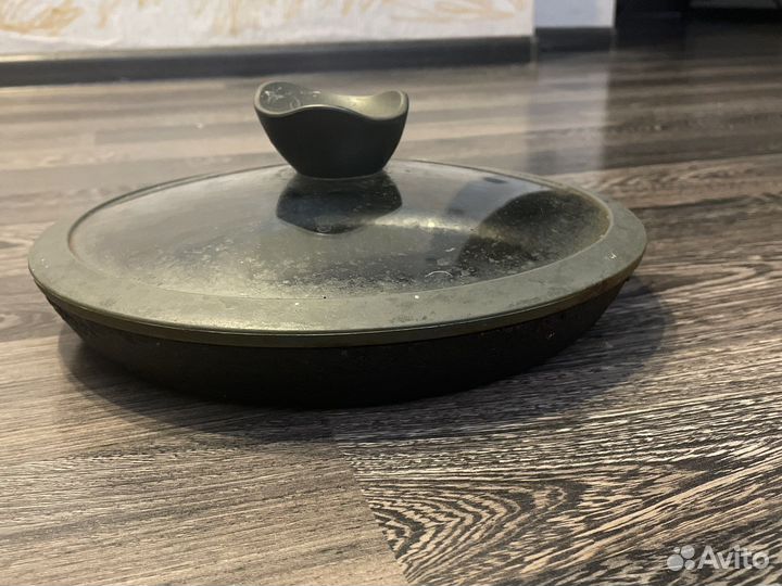 Чугунная сковорода СССР с крышкой