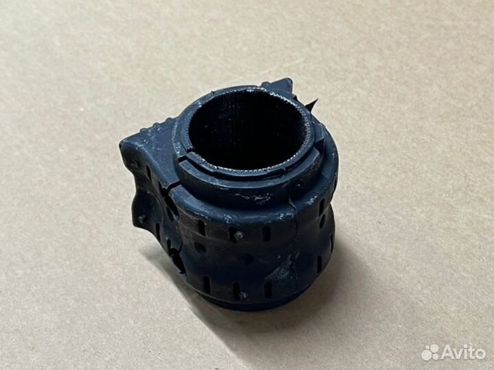 Втулка стабилизатора передняя Lr Rr L405 2013