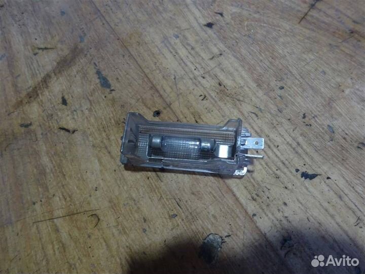 Плафон салонный Ford Mondeo II 1996-2000