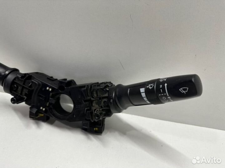 Подрулевой переключатель передний левый Kia Rio 3