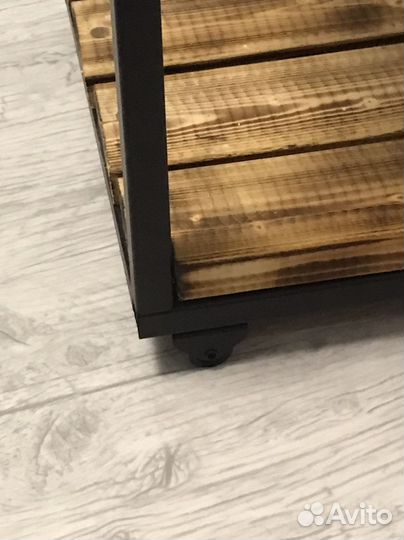 Стелаж, этажерка, тумбочка на колесах