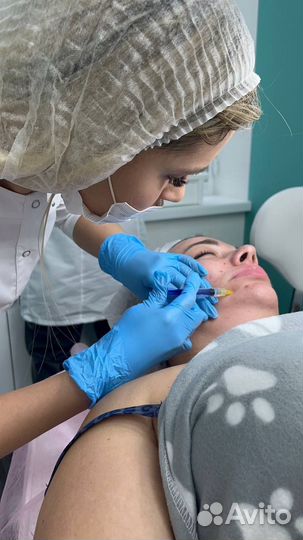 Врач-преподаватель в косметологию