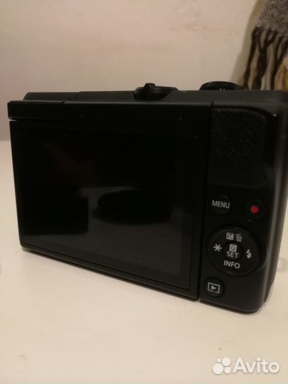 Фотоаппарат Canon EOS M200 Kit