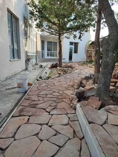 2-к. квартира, 46 м², 1/8 эт.