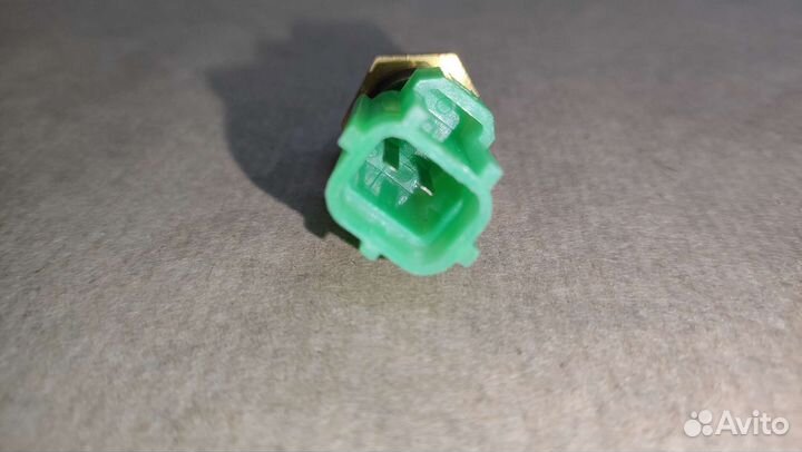 Датчик температуры ож Вольво хс70