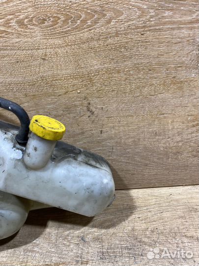 Бачок расширительный Mazda 6 GG B51