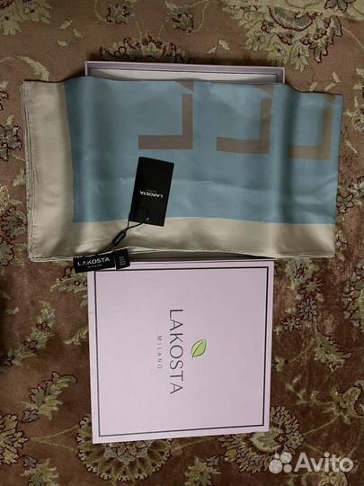 Платок 90*90 см. от Lacoste