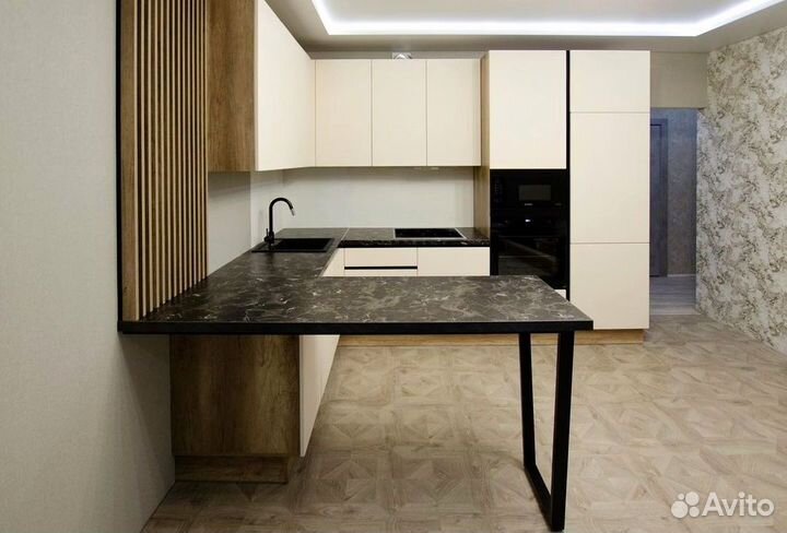 Кухня в потолок на заказ