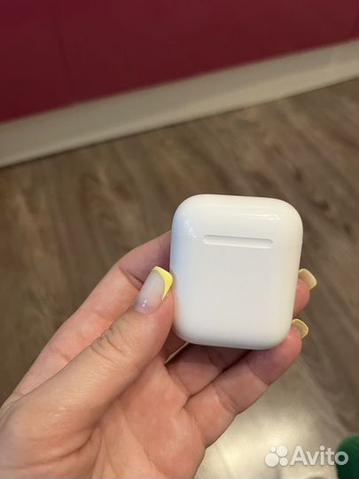 Беспроводные наушники Apple AirPods 2