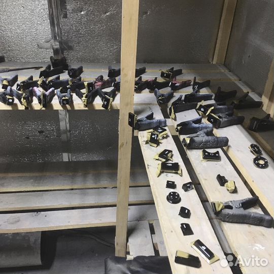 Гравировка кнопок салона авто