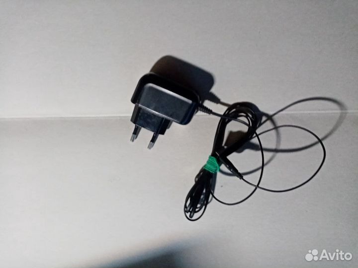 Продам зарядное устройство Samsung