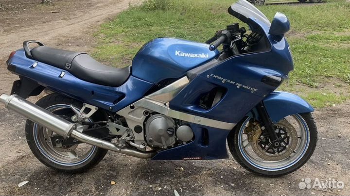 Kawasaki ZZR400-2