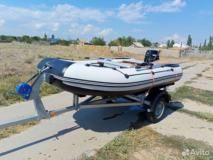 Лодка 320, мотор, прицеп, эхолот