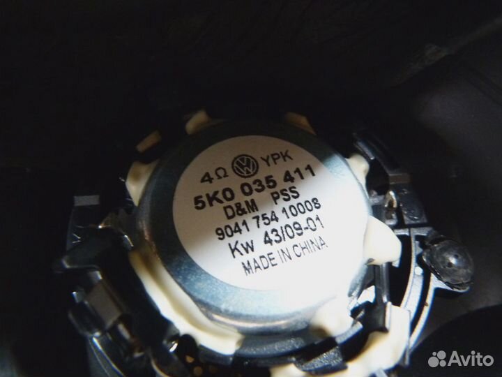 Уголок двери передней левой внутренний VW Golf VI 2009-2013 (5K0837993 5K0837985 5K0035411)