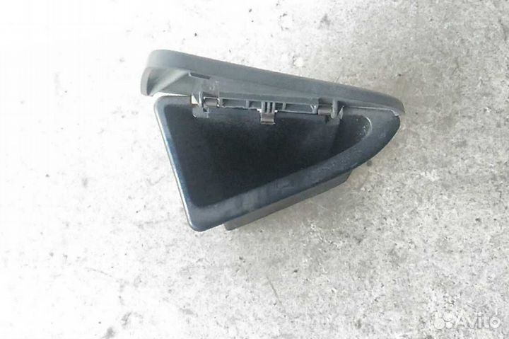 Пепельница Volkswagen Sharan 95VWA24726ABW