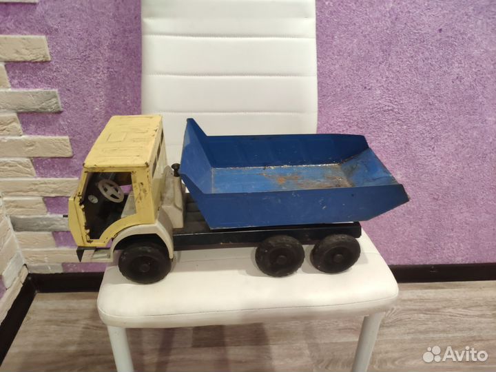 Игрушка камаз СССР