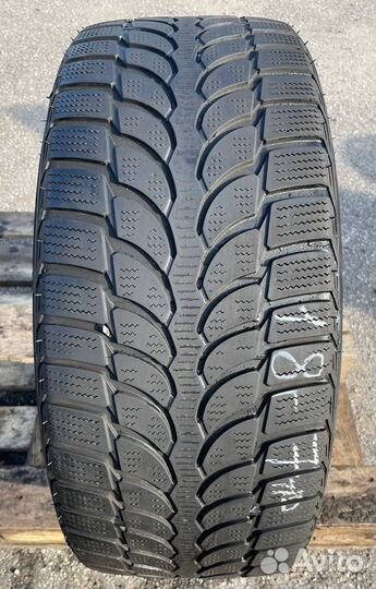Bridgestone Blizzak LM-32 245/45 R19