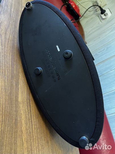 Колонка harman kardon go play