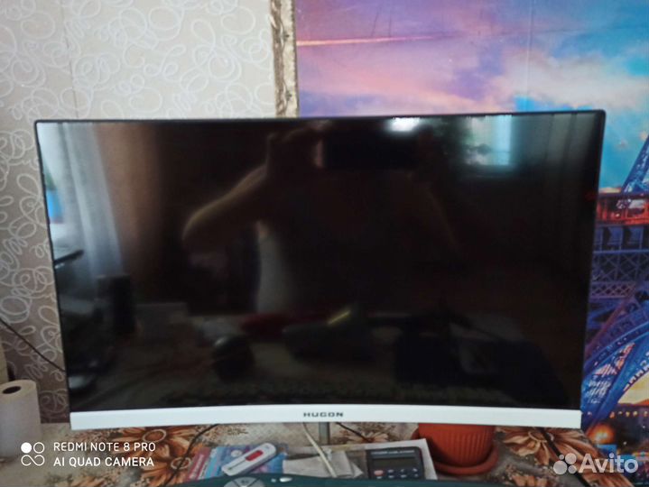 Продам две мониторы : 24 и 17 дюймов
