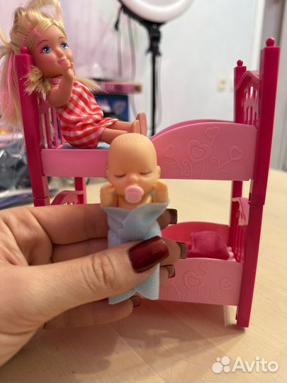 Куколки с двухярусной кроваткой