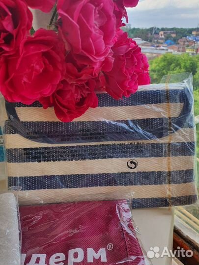 Косметички новые 4 штуки