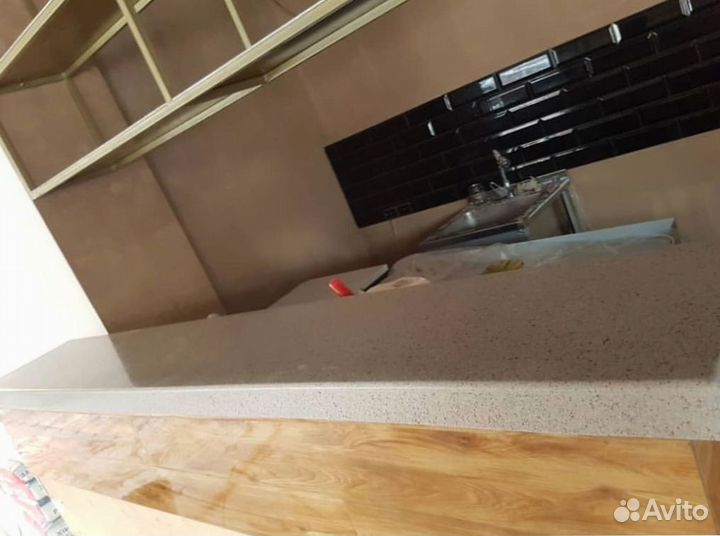 Столешница на кухню из искусственного камня