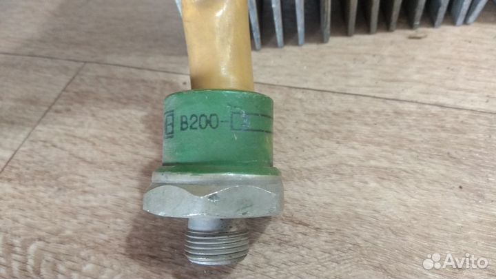 Силовой диод В200