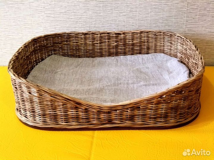 Лежанка для собак и кошек