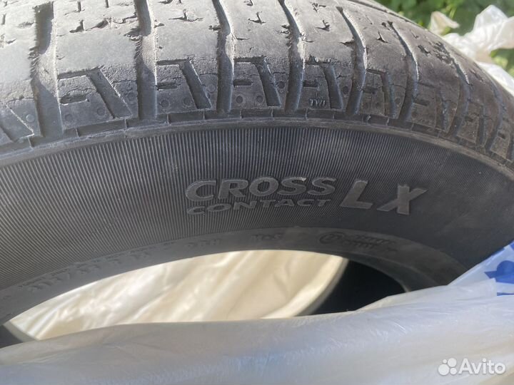 Continental CrossContact LX25 215/65 R16