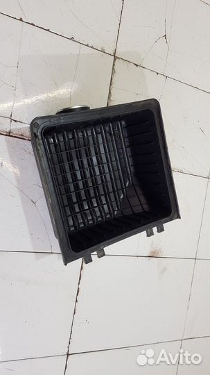 Крышка корпуса воздушного фильтра (Lifan X60)