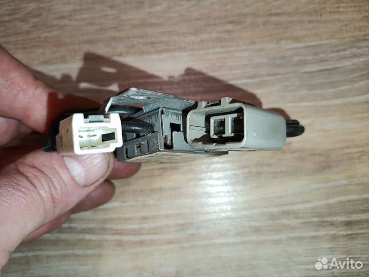 Усилитель антенны subaru B12 BH RHD