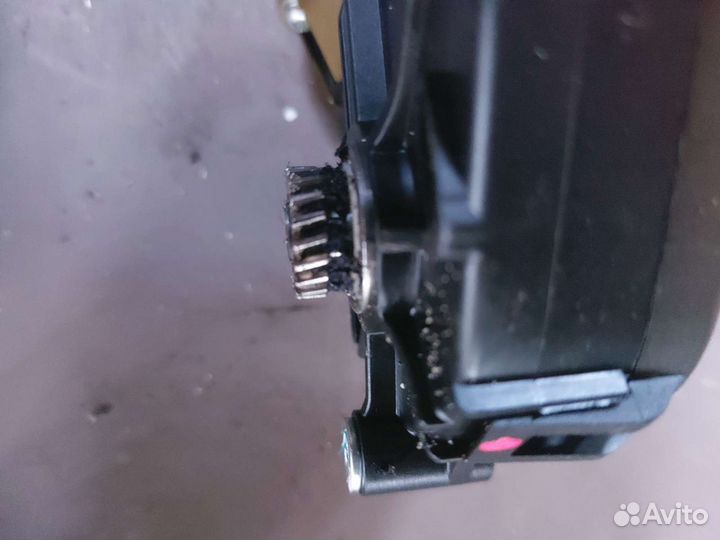 Моторчик Люка на Mercedes ML GL 164