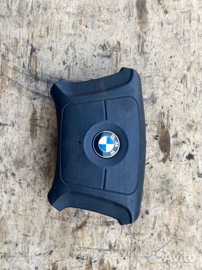 Подушка безопасности в руль Bmw 5 Е34 М50Б25 1995