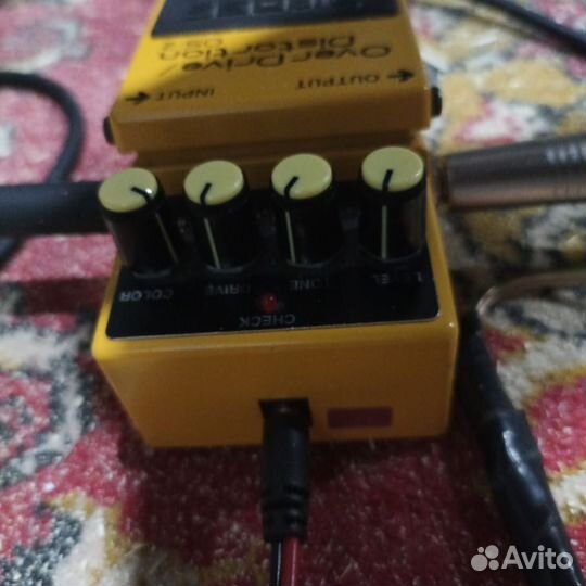 Гитарная педаль boss os2 distortion