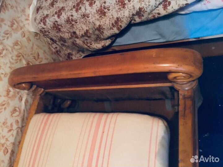 Антикварная и винтажная мебель