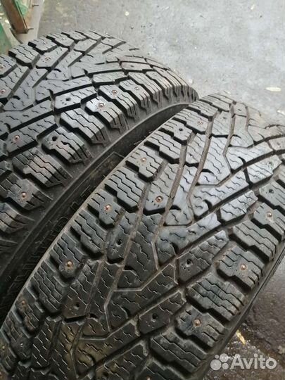 Nokian Tyres Hakkapeliitta LT2 275/70 R18