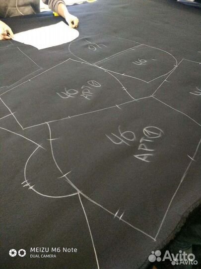 Швейный цех принимает заказы на пошив одежды,опт