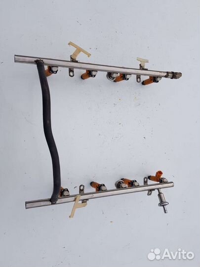 Топливная рампа форсунки Range Rover Sport L320