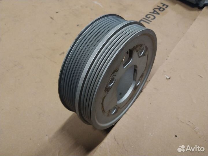 Ременный шкив BMW F10 M5 X5M F85 F15 S63 N63